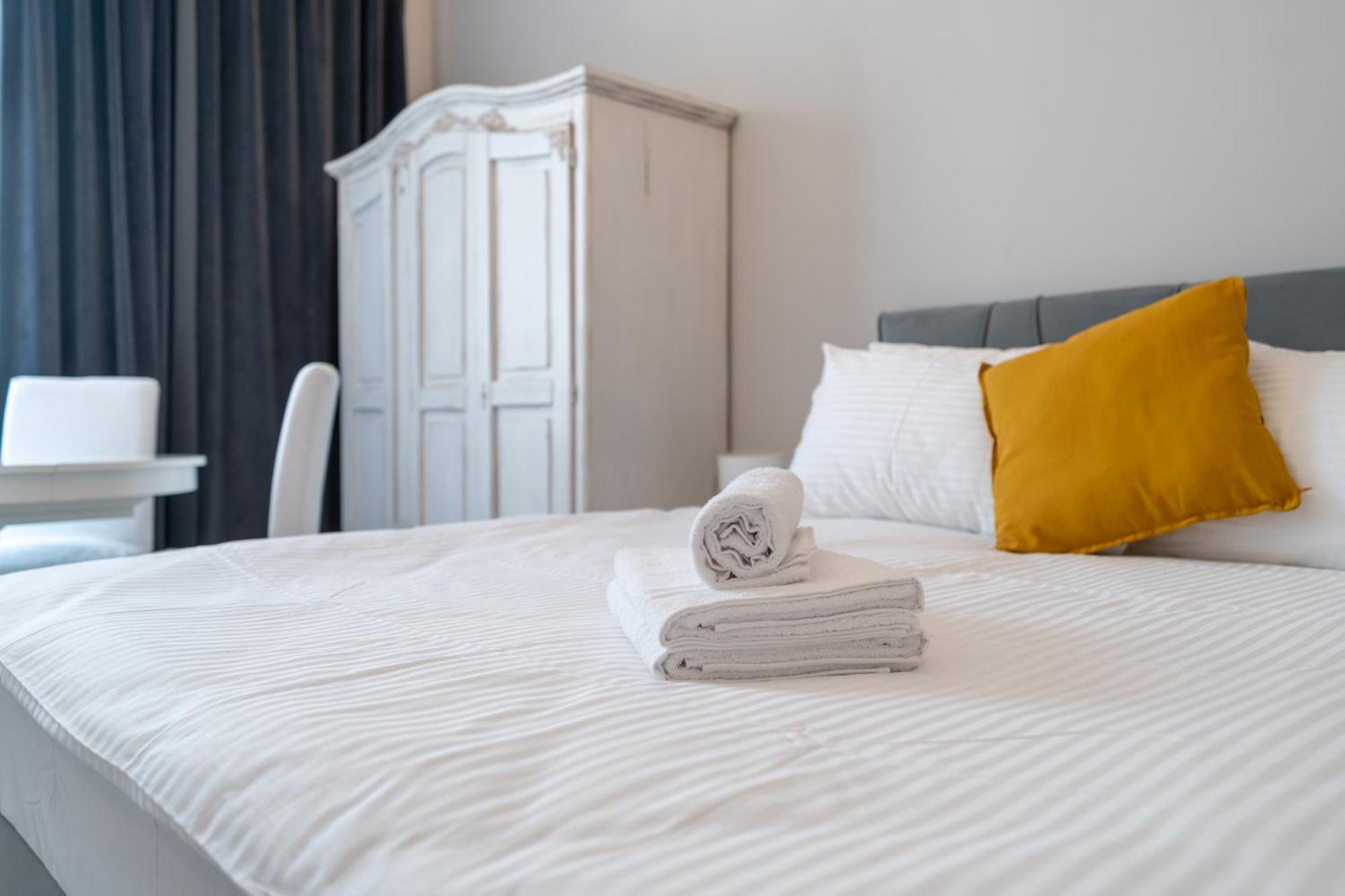 Slowackiego Glamour Apartment كاتوفيتسه المظهر الخارجي الصورة